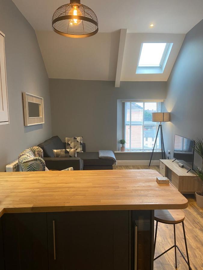 Stylish Tenby Apartment, Great Location, Parking Esterno foto