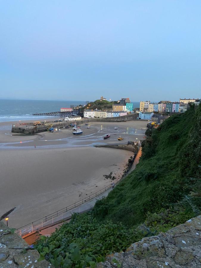 Stylish Tenby Apartment, Great Location, Parking Esterno foto