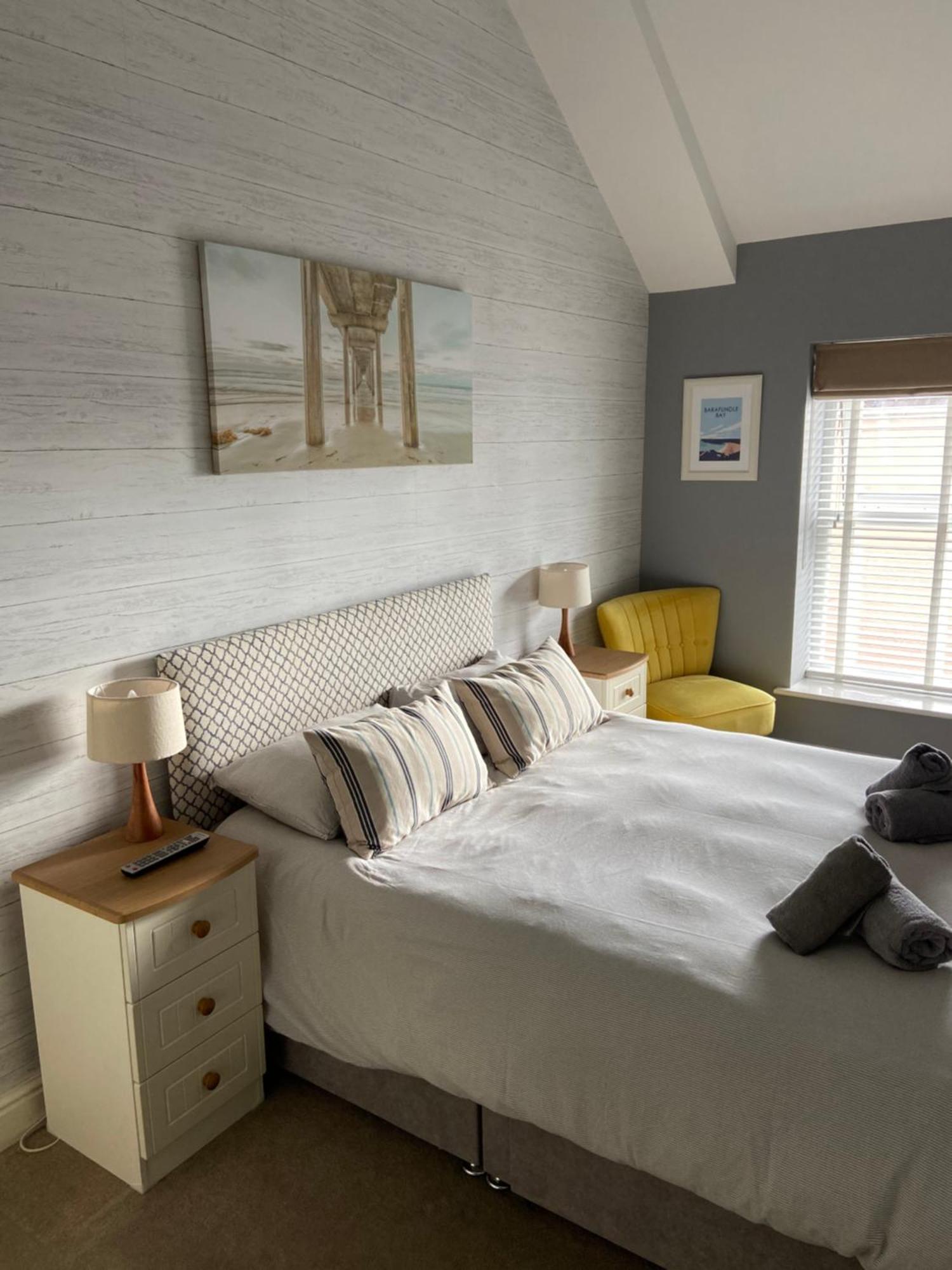 Stylish Tenby Apartment, Great Location, Parking Esterno foto